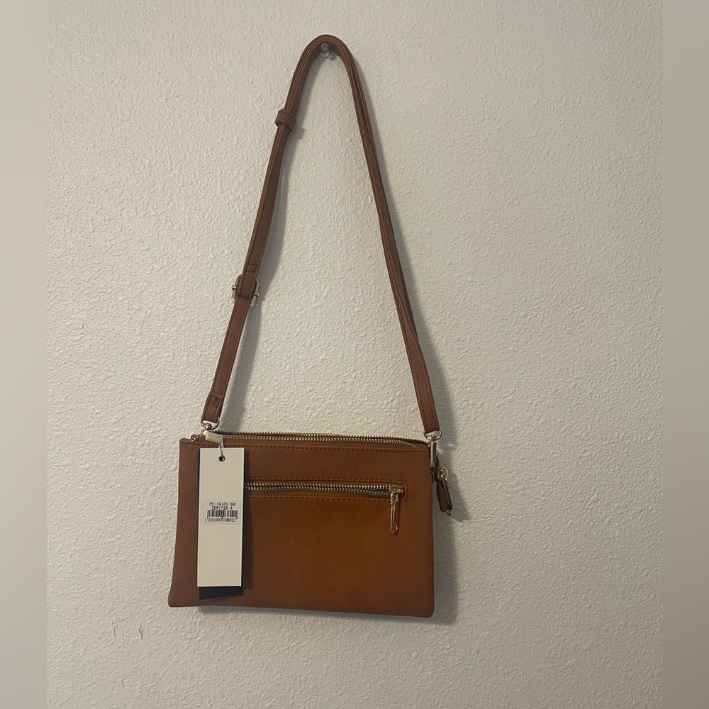 Crossbody purse
